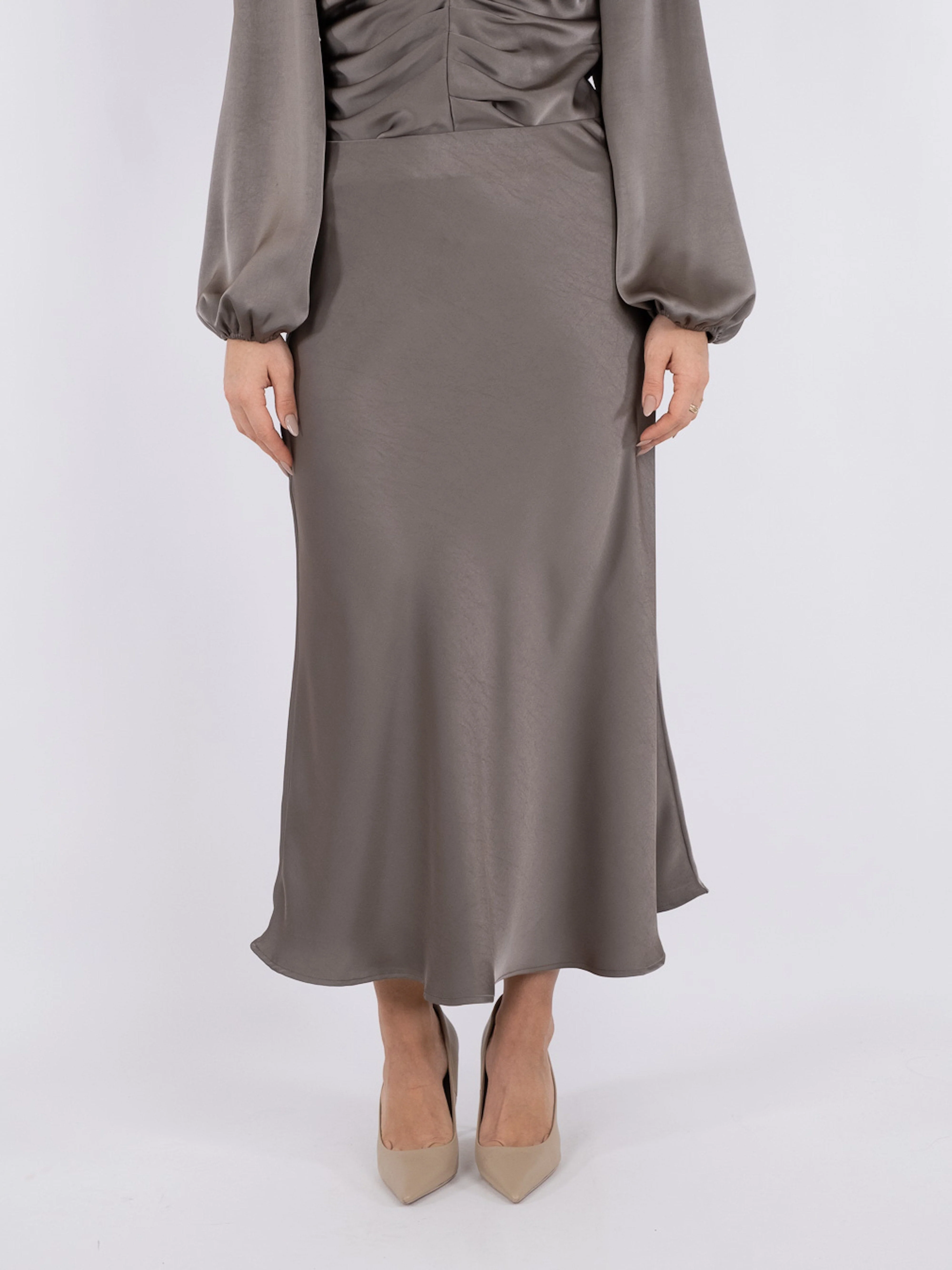 Neo Noir - Bovary Skirt - Warm Grey - Image 4